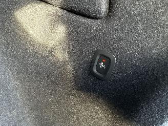 Volvo XC40 ultimate Dark recharge pano dak T5 R-design LCI picture 21