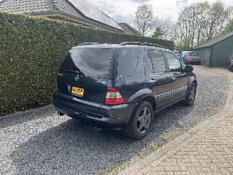 Mercedes ML 55 amg picture 3