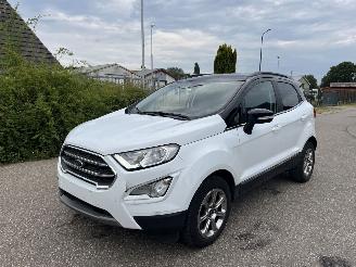 krockskadad bil auto Ford EcoSport Titanium Automaat 2019/2