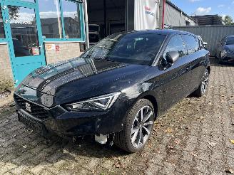 krockskadad bil auto Seat Leon 1.4 PHEV FR Pano 2021/2