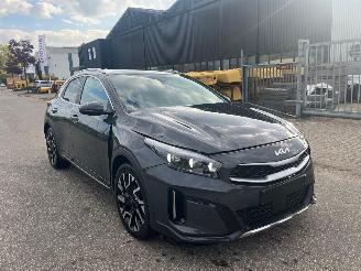 uszkodzony samochody osobowe Kia Xceed 1.0 T-GDi 88kw 2022/11