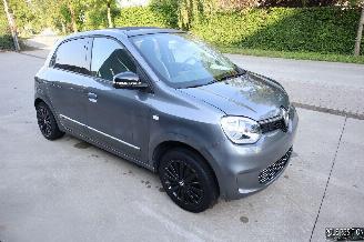 krockskadad bil auto Renault Twingo 1.0 BENZ 2022/5