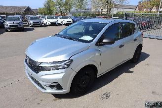 Voiture accidenté Dacia Sandero 1.0 BENZ 2021/11