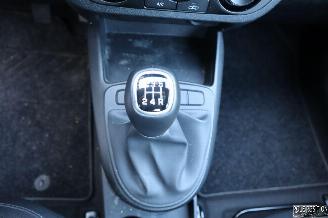 Hyundai I-10 1.0 BENZ picture 17