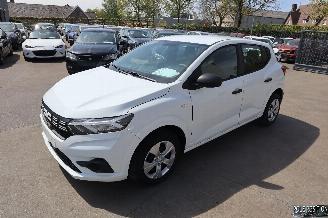 skadebil auto Dacia Sandero 1.0 BENZ 2023/5