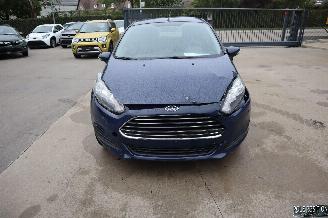 skadebil auto Ford Fiesta 1.0 BENZ 2015/4