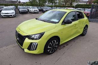 skadebil auto Peugeot 208 1.2 BENZ 2025/5