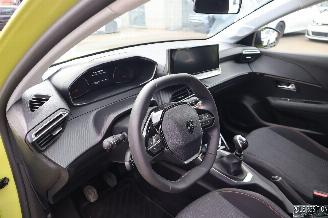 Peugeot 208 1.2 BENZ picture 10