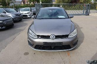 skadebil auto Volkswagen Golf 1.6 TDI 2015/3