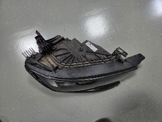 Opel Astra 1.2 5 DRS  ZEER MOOIE AUTO  LICHTE PLAATSCHADE  BUMPER+RV SCHERM+KOPLAMP picture 18