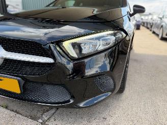 Mercedes A-klasse Sedan Automaat Sfeerverlichting Nap picture 26