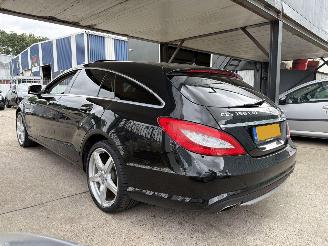 Mercedes CLS 350 CDI 4 MATIC AMG FULL OPTIONS picture 6
