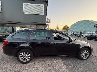 Skoda Octavia 1.6TDI Greentech Pano DSG picture 4