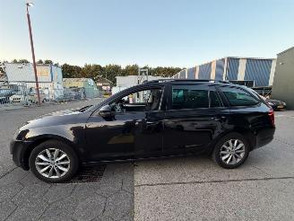Skoda Octavia 1.6TDI Greentech Pano DSG picture 8