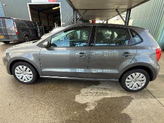 Volkswagen Polo 1.4 benzine automaat airco cruise nap picture 8