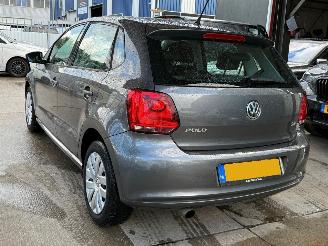 Volkswagen Polo 1.4 benzine automaat airco cruise nap picture 7