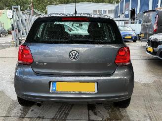 Volkswagen Polo 1.4 benzine automaat airco cruise nap picture 6
