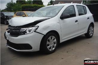krockskadad bil auto Dacia Sandero 1.0I SCE ESSENTIAL 2020/11