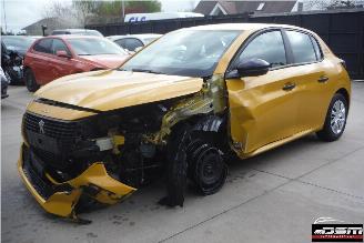damaged passenger cars Peugeot 208 II LIKE 2022/9