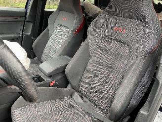 Volkswagen Golf GTI 2023 180kw picture 8