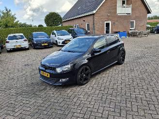 Schadeauto Volkswagen Polo 1.2i   69pk  navi airco 2012/2