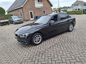 BMW 3-serie 318i  100kw clima  ececutieve picture 4