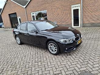 BMW 3-serie 318i  100kw clima  ececutieve picture 3
