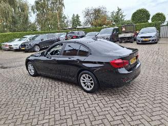 BMW 3-serie 318i  100kw clima  ececutieve picture 5