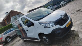 Renault Trafic 1.6 dci 90pk  airco picture 10