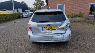 Coche accidentado Toyota Prius Plus 1.8 hybrid  navi airco 2013/2