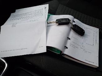 uszkodzony samochody osobowe Volkswagen Polo 1.4i  86pk   5drs airco 2010/1