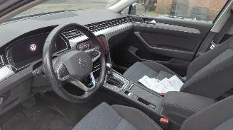 Volkswagen Passat 1.4 tsi hybrid pano    navi clima picture 4