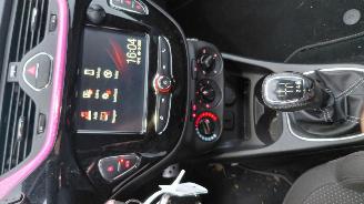 Opel Corsa 1.0i turbo  90pk airco navi picture 4