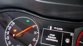 Damaged car Opel Corsa 1.0i turbo  90pk airco navi 2017/8