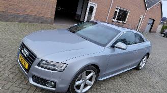 skadebil auto Audi A5 3.2  i coupe   quatro  265pk   s line 2009/4