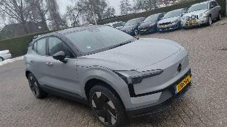  Volvo EX30 69kwh   272pk navi clima 2025/10