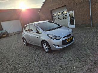 Avarii autoturisme Hyundai Ix20 1.4i  90pk  clima 5drs 2014/7