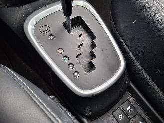 Toyota Yaris 1.5 hybrid   clima  pano picture 11