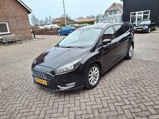 Ford Focus 1.0i titanium  92kw  clima picture 5