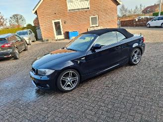 krockskadad bil auto BMW 1-serie 118i m sport cabrio  143pk   automaat 2014/1