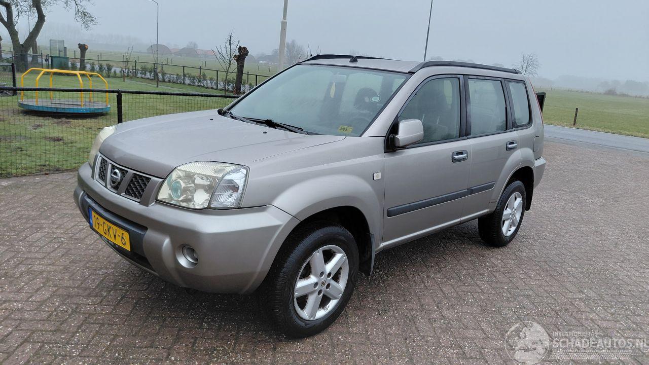 Nissan Qashqai 2.5i automaat  165pk   airco