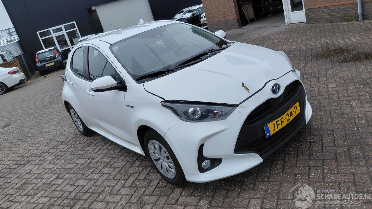 Toyota Yaris 1.5 hybrid  comfort   navi clima