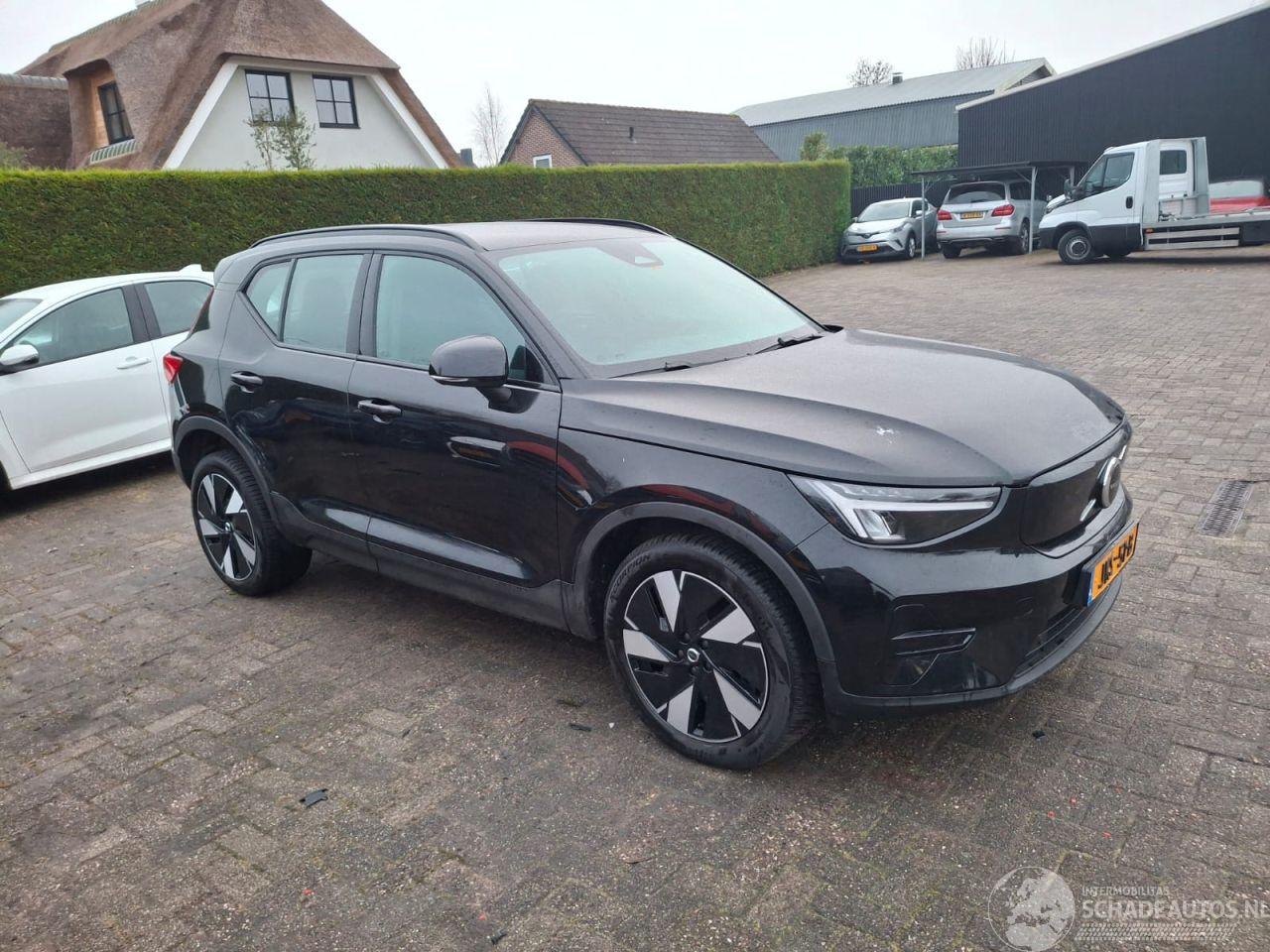 Volvo EX40 rangerplus82kwh    navi   252pk