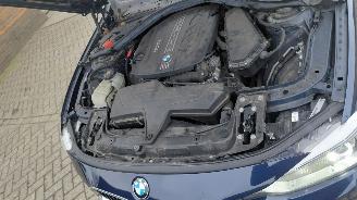 BMW 3-serie 320 diesel automaat  163pk navi picture 8