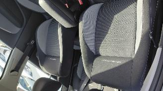 Volkswagen Polo 1.2 tsi AUTOMAAT  90PK   NAVI CLIMA picture 11