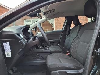 Renault Clio 0.9 tcn  zen navi picture 7