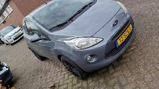 Vaurioauto  passenger cars Ford Ka 1.2i  cool sound  69pk   airco 2012/3