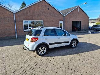 Suzuki SX4 1.6i automaat    clima picture 2
