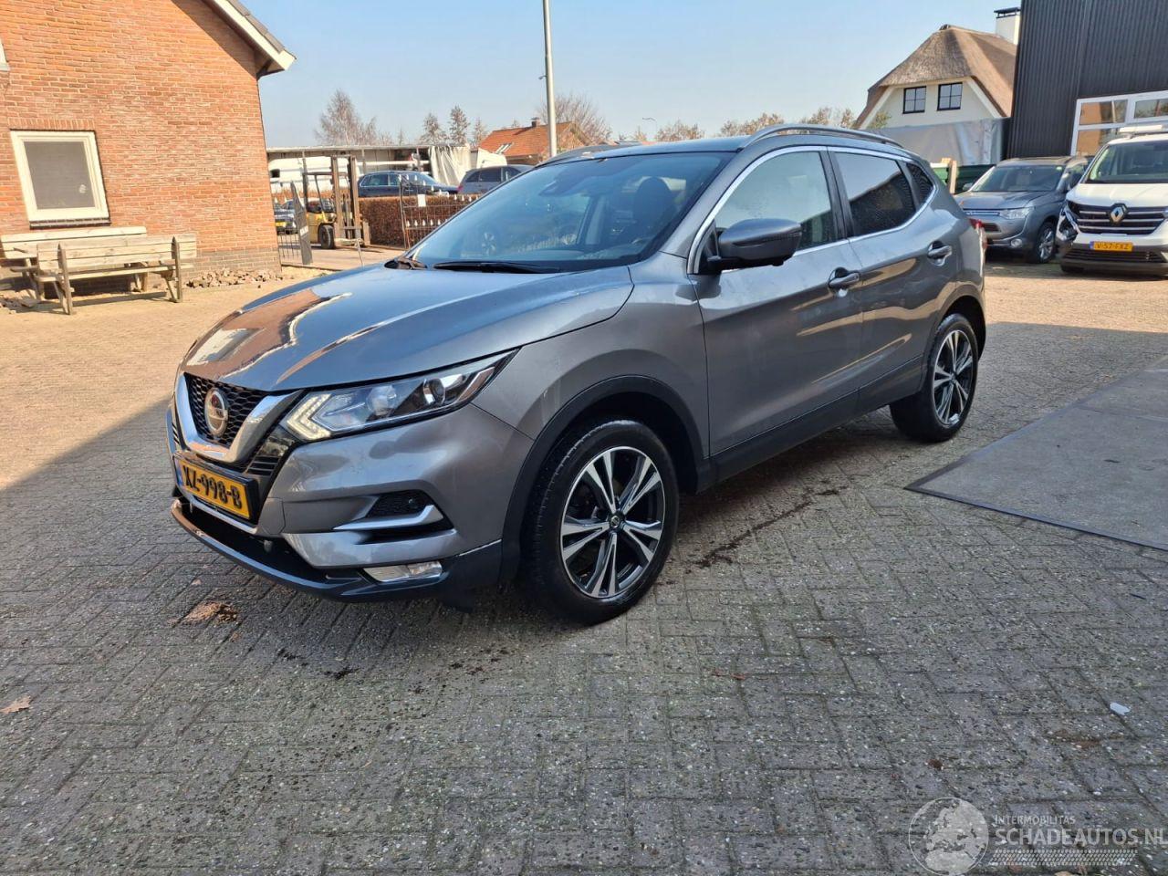 Nissan Qashqai 1.2 n  connecta  pano navi