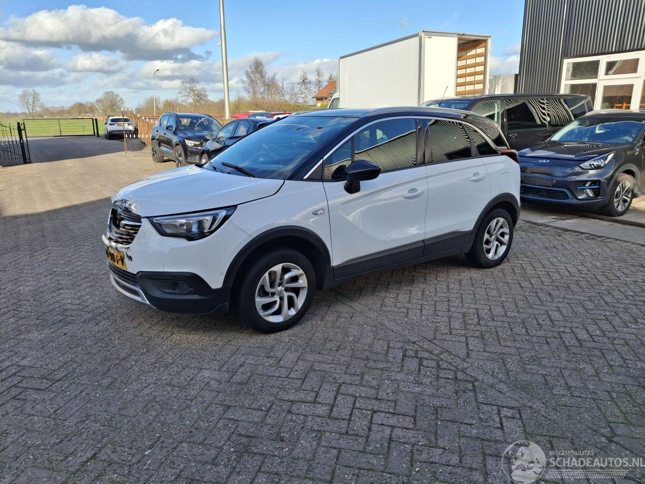 Opel Crossland 1.2i turbo  81kw automaat navi   clima